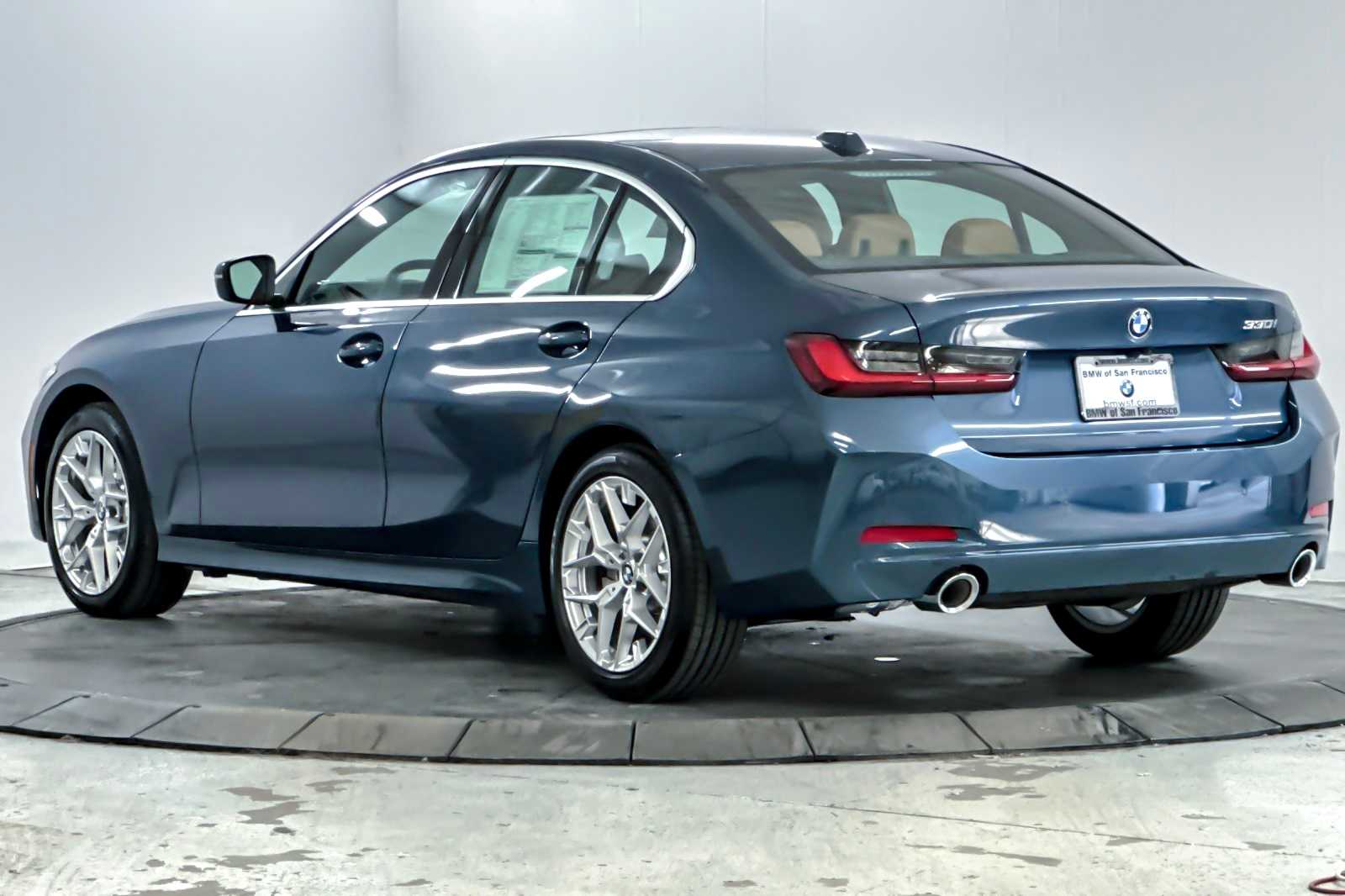 Thumbnail: 2026 BMW 3 Series - 6