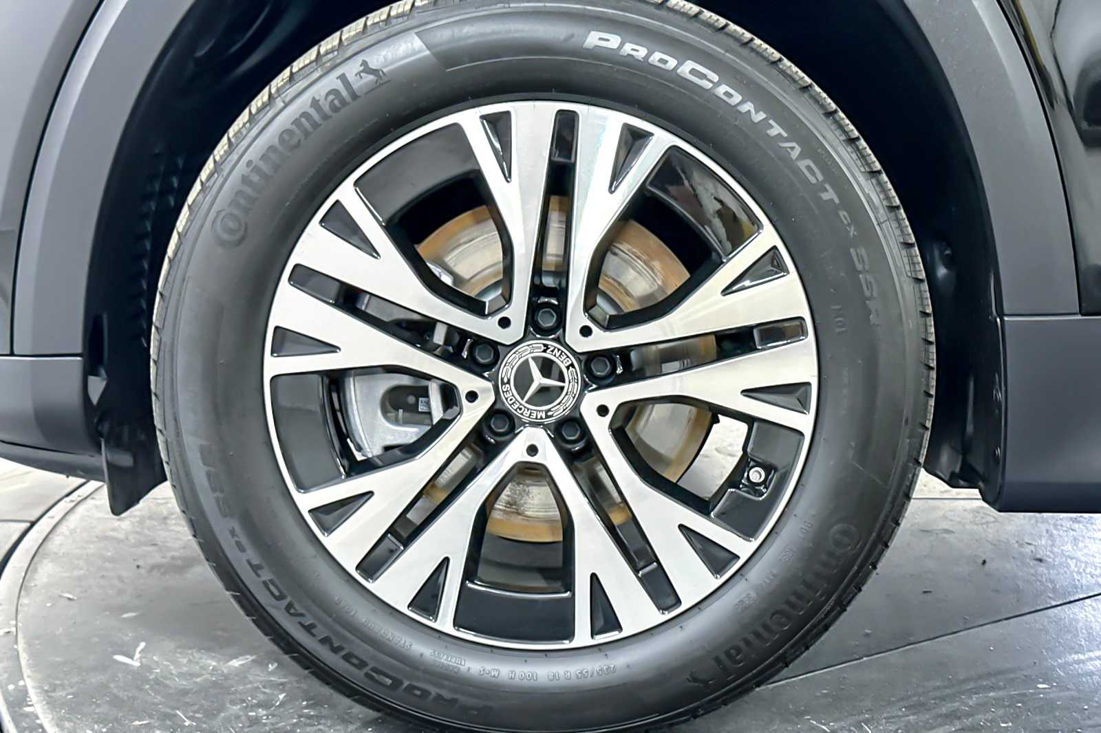 Thumbnail: 2024 Mercedes-Benz GLB - 26