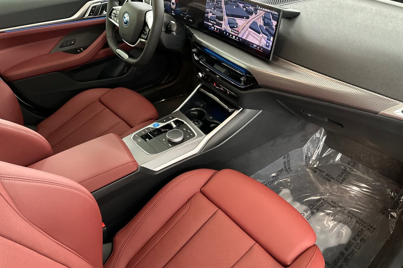 Thumbnail: 2025 BMW i4 - 15