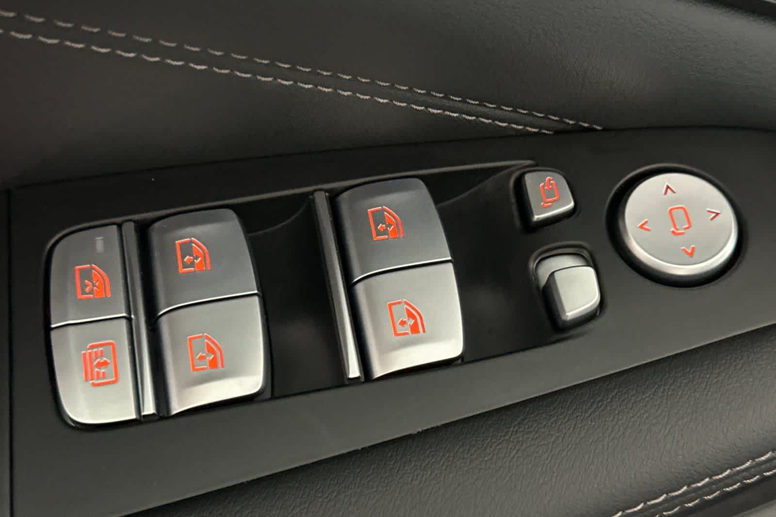 Thumbnail: 2026 BMW X7 - 13