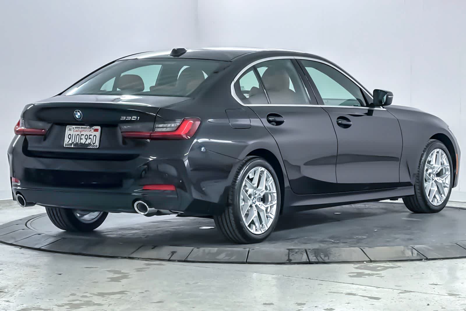 Thumbnail: 2025 BMW 3 Series - 2