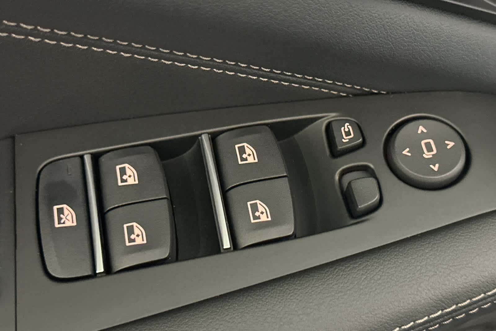 Thumbnail: 2026 BMW X5 - 13