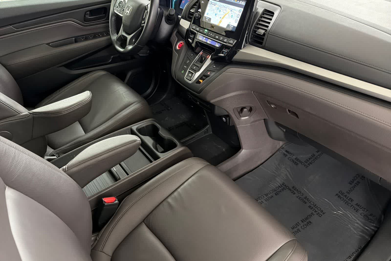 Thumbnail: 2018 Honda Odyssey - 16