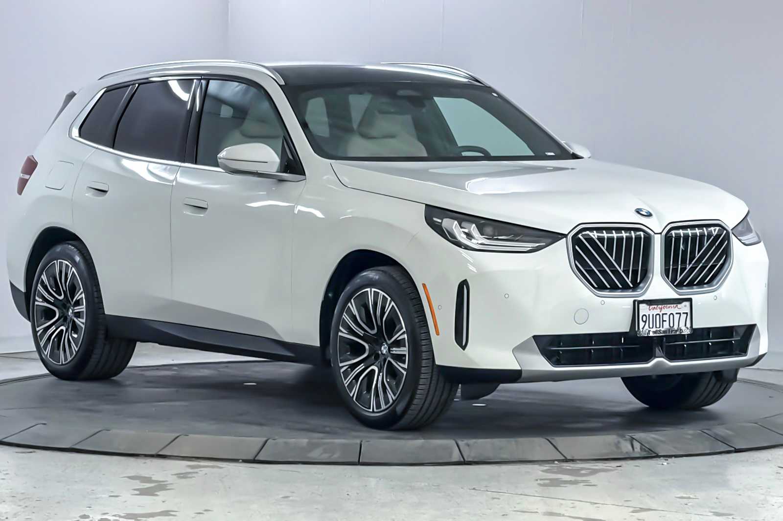 Thumbnail: 2025 BMW X3 - 9