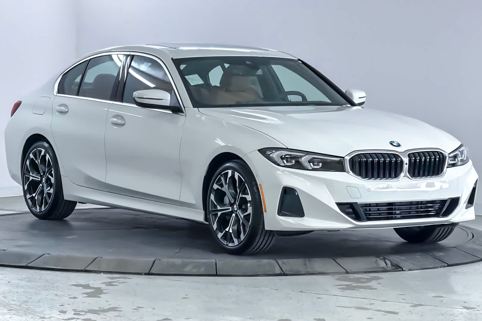 Thumbnail: 2026 BMW 3 Series - 9
