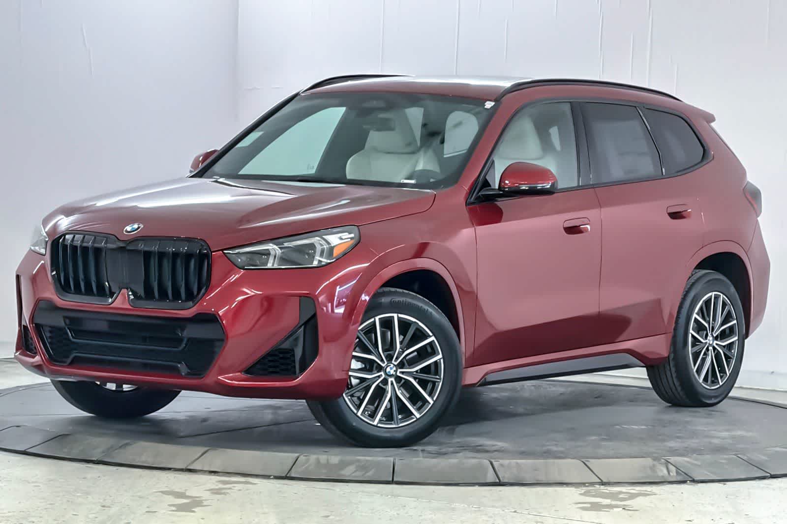 Thumbnail: 2026 BMW X1 - 1