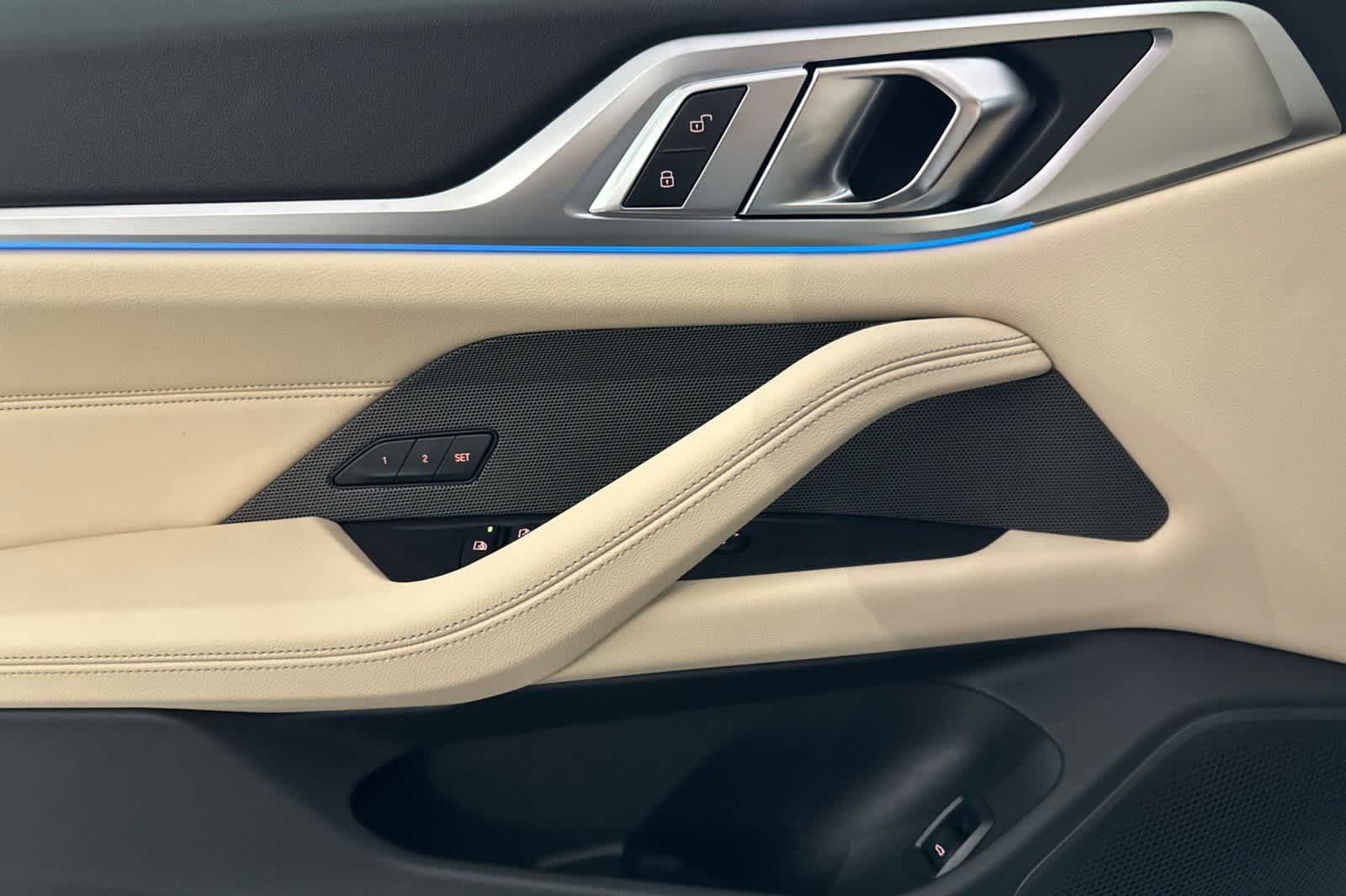 Thumbnail: 2025 BMW i4 - 12