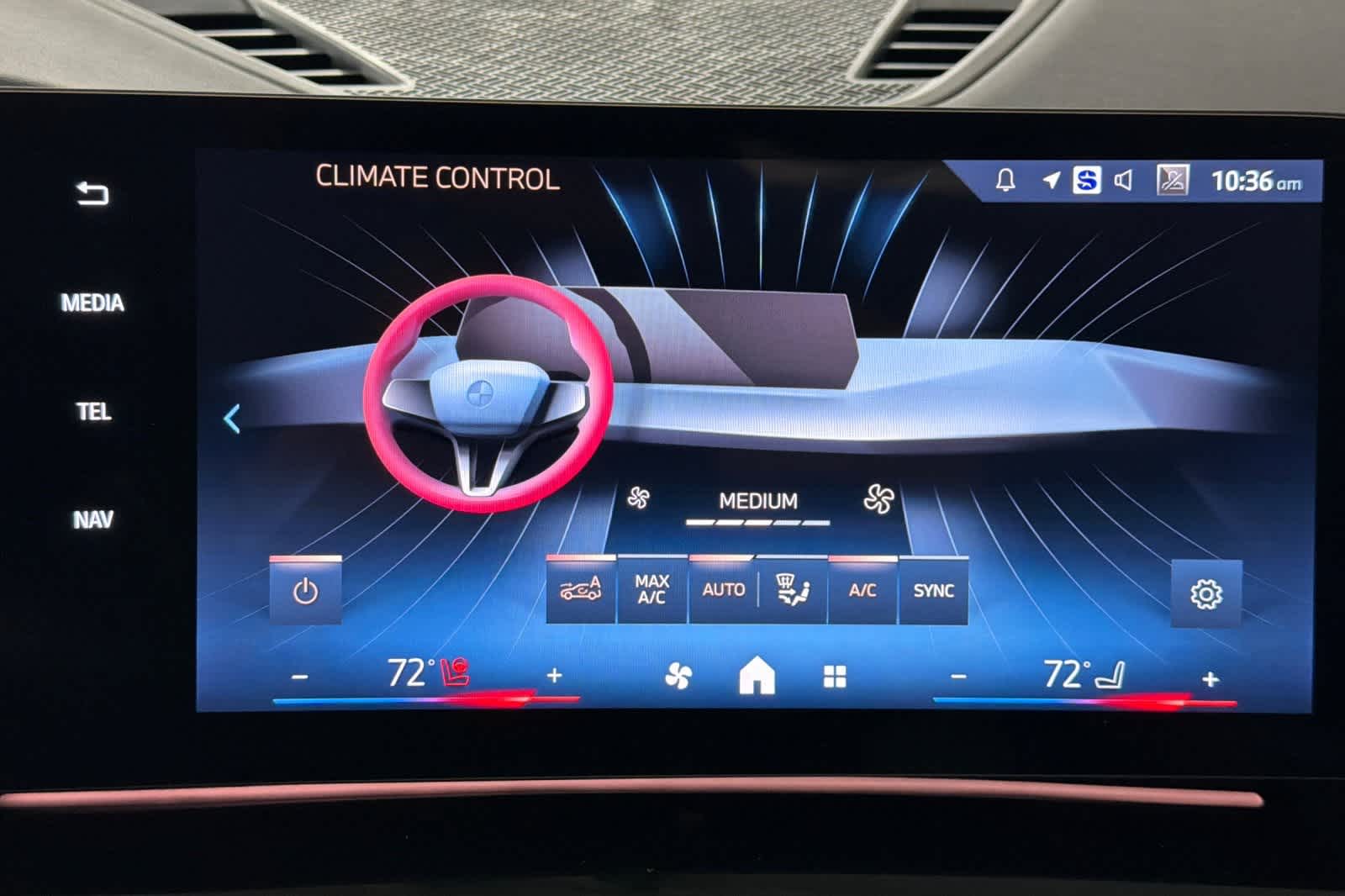 Thumbnail: 2025 BMW X1 - 20