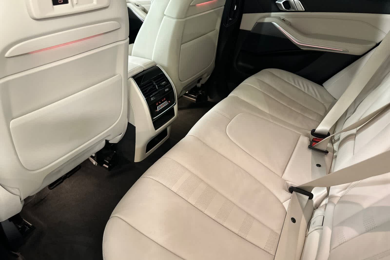 Thumbnail: 2022 BMW X5 - 4