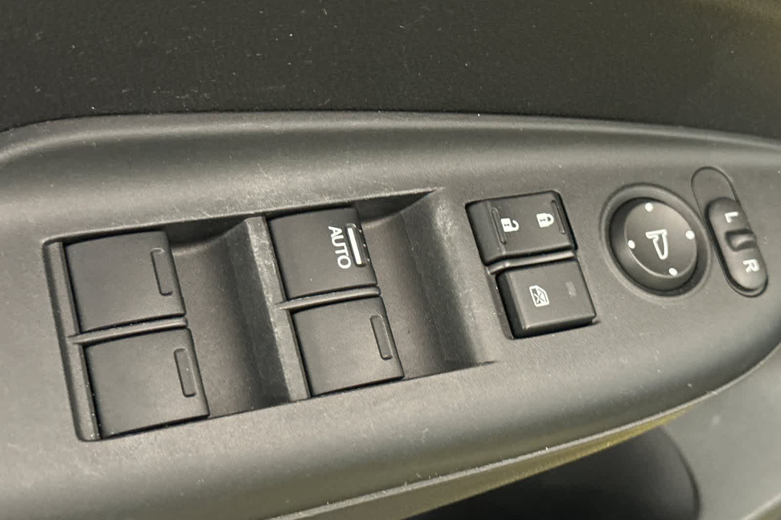 Thumbnail: 2016 Honda Fit - 13