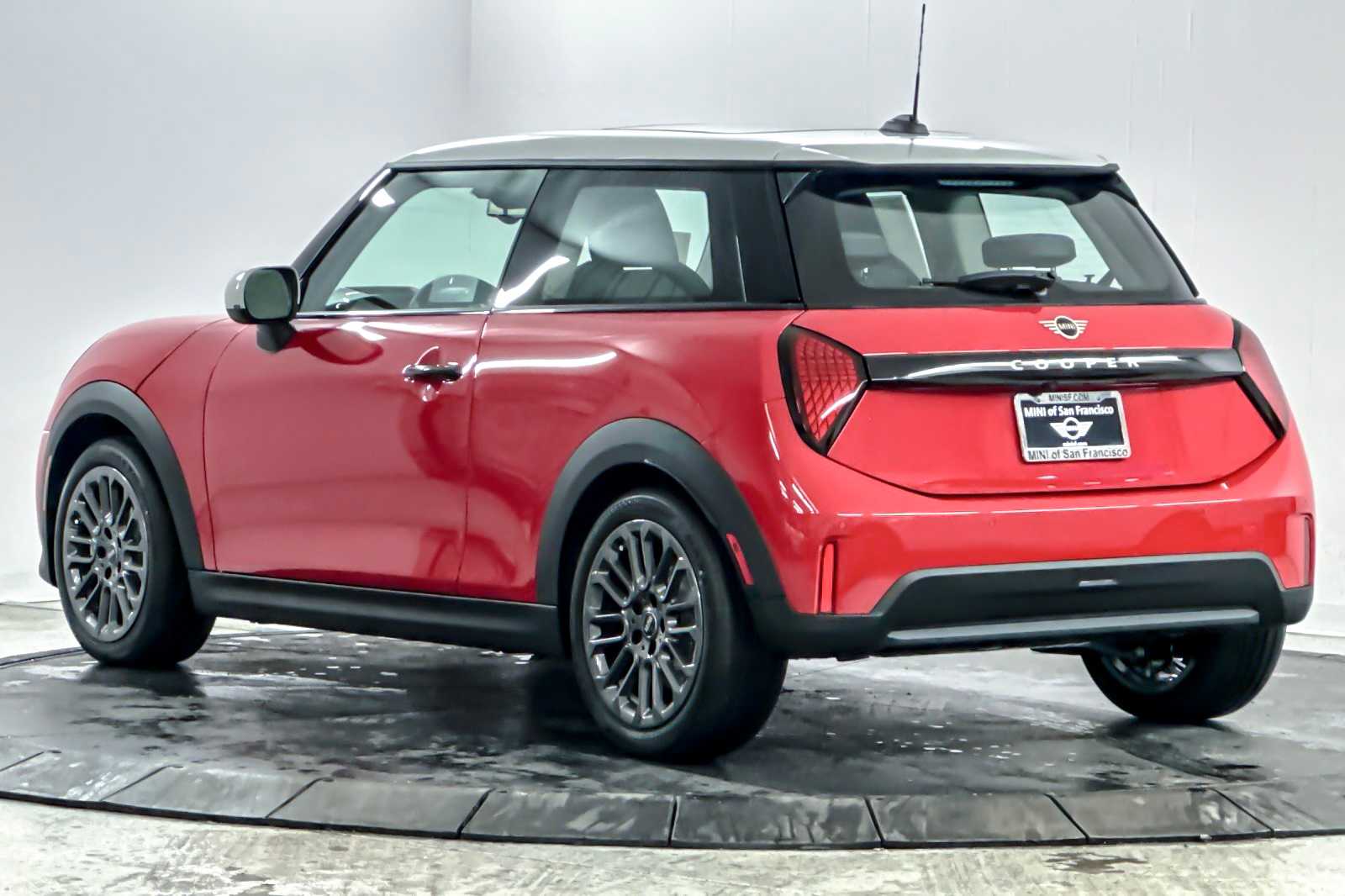 Thumbnail: 2025 MINI Cooper Hardtop - 6