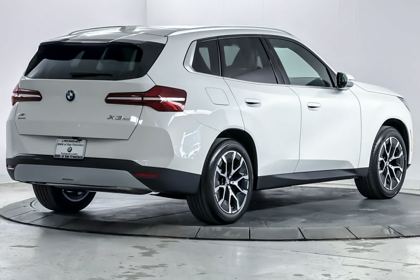 Thumbnail: 2026 BMW X3 - 2