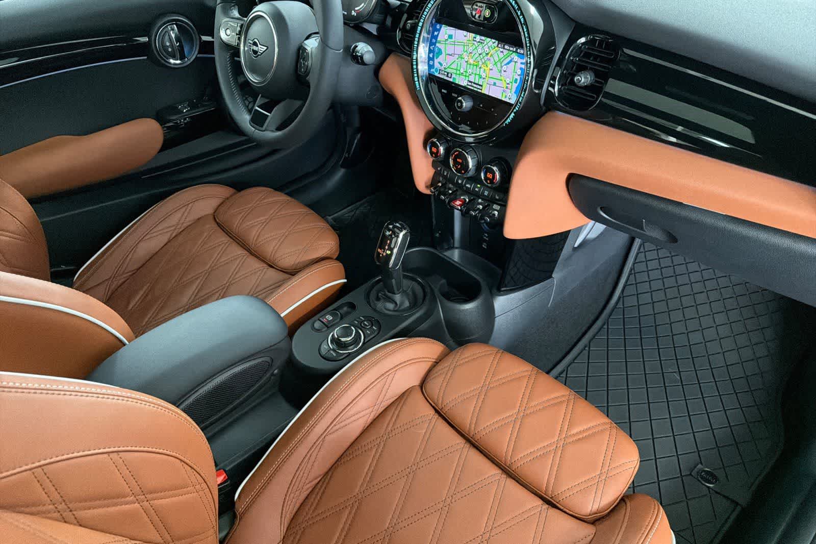 Thumbnail: 2023 MINI Cooper Hardtop - 16