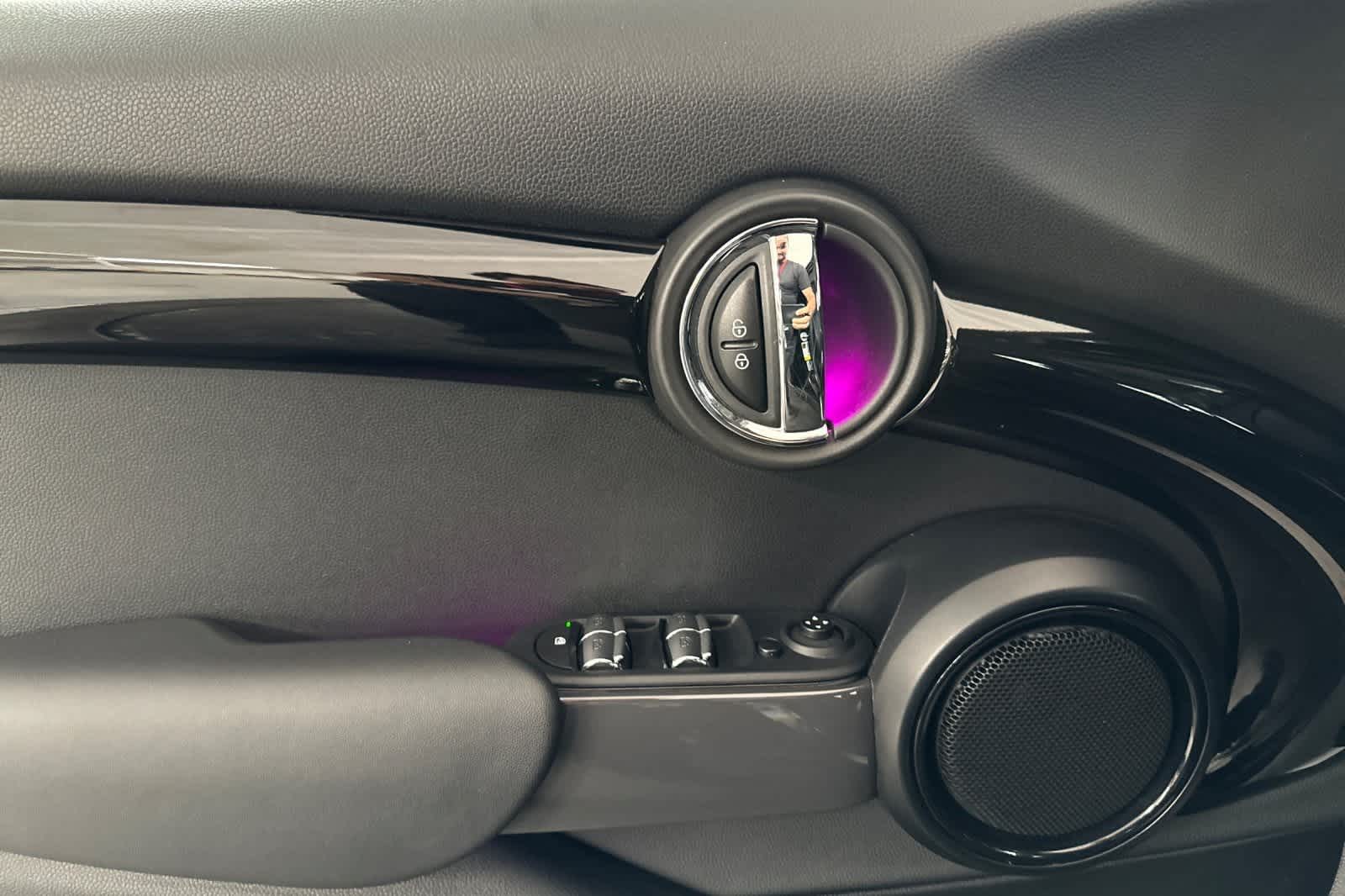 Thumbnail: 2021 MINI Cooper Hardtop - 12