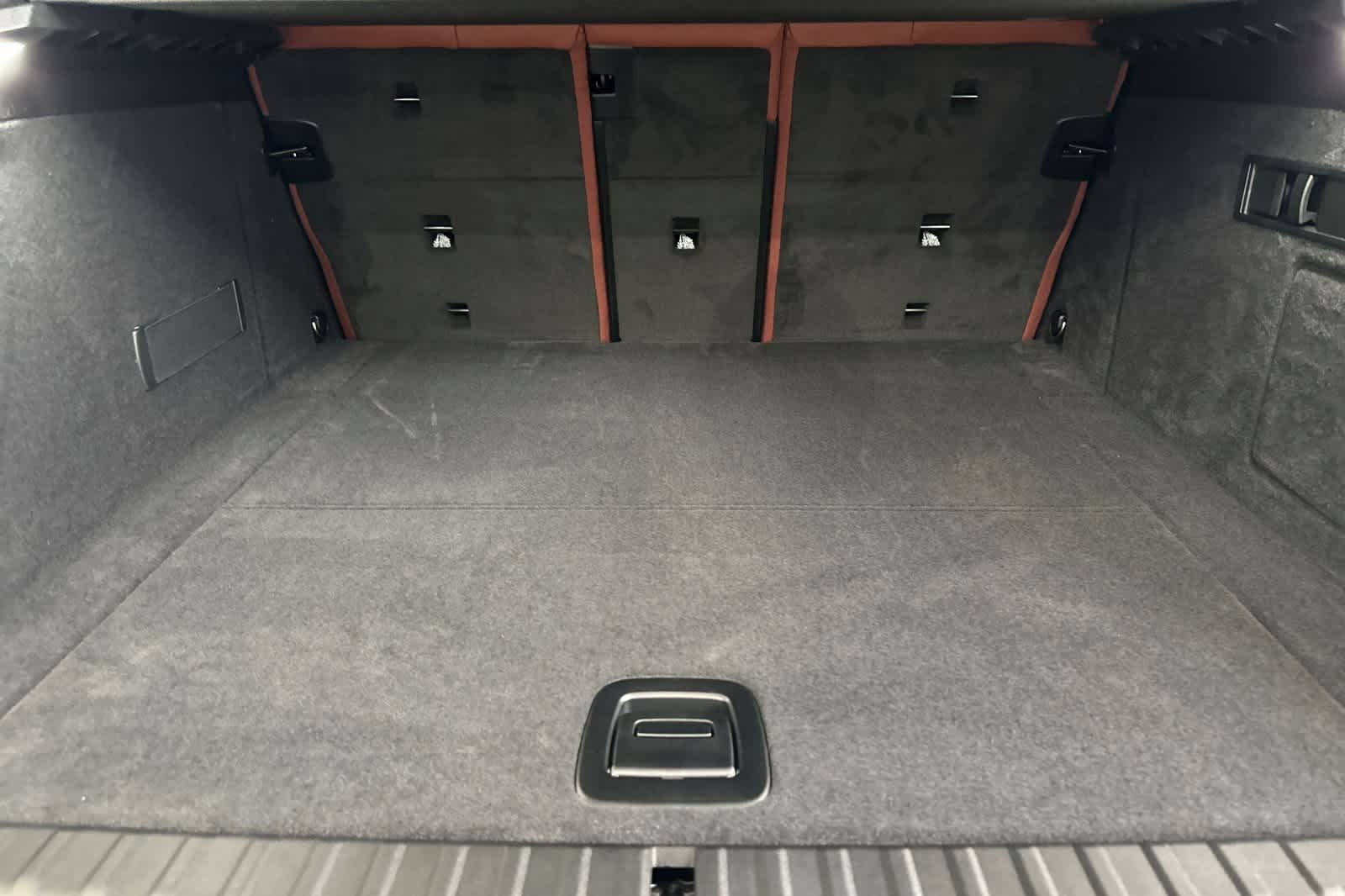 Thumbnail: 2026 BMW iX - 15