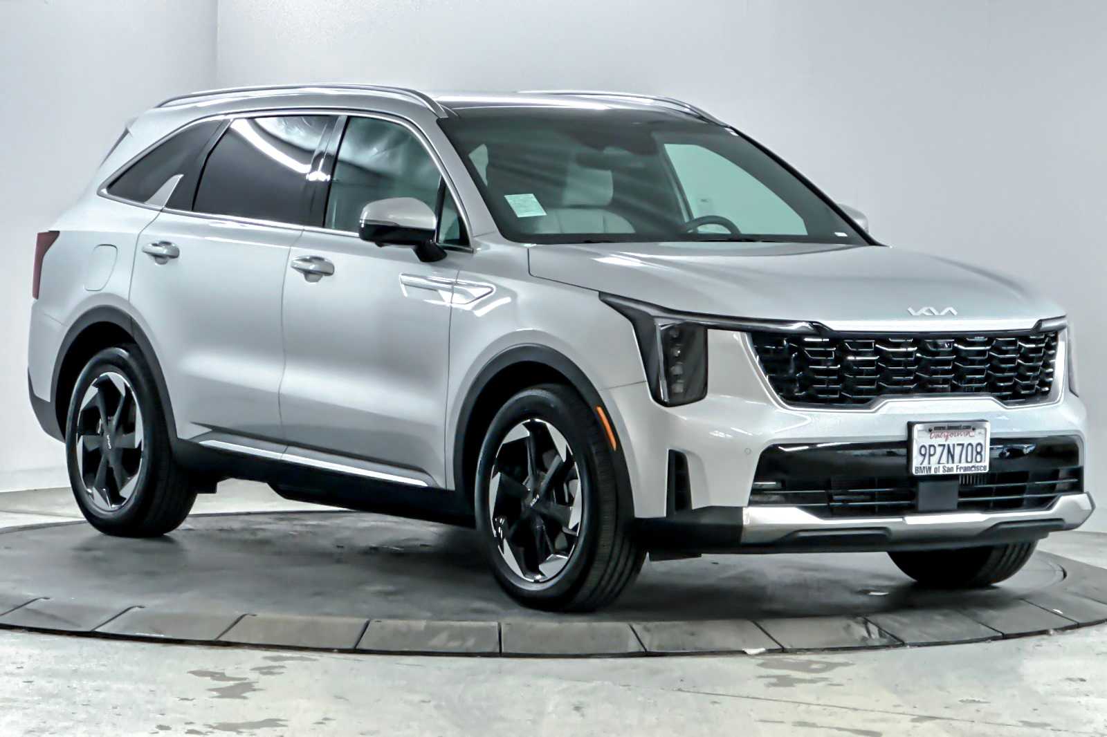 Thumbnail: 2025 Kia Sorento - 9