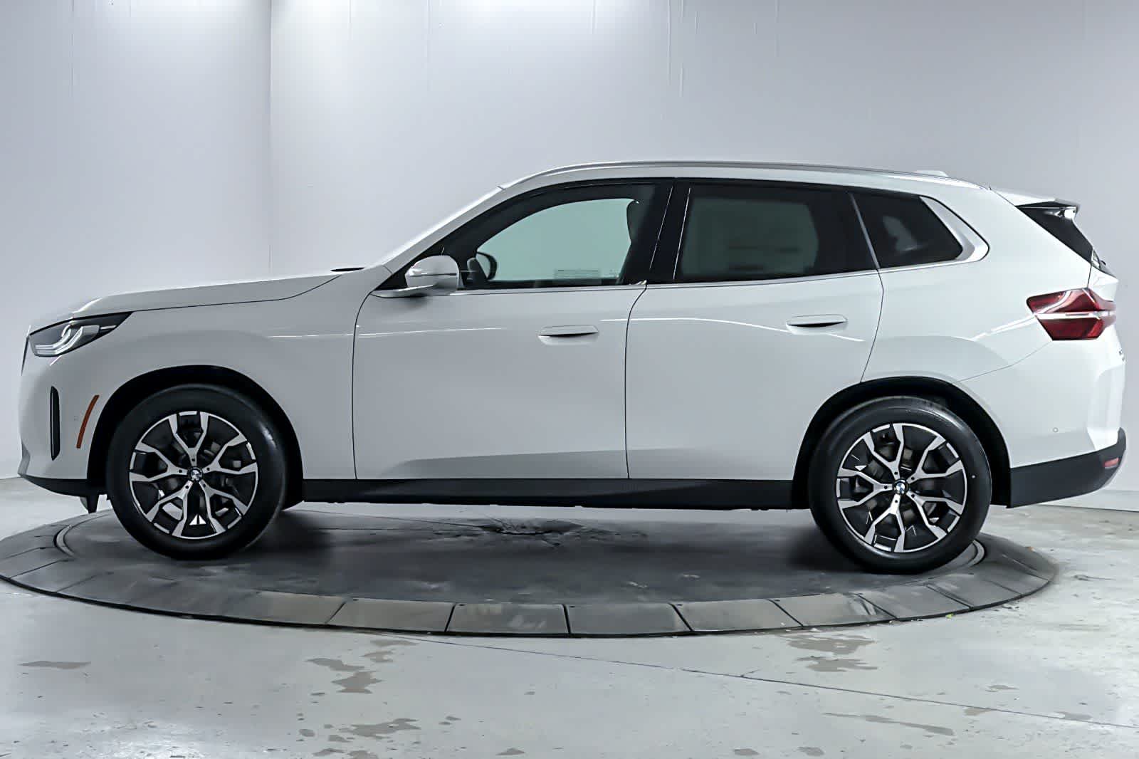 Thumbnail: 2026 BMW X3 - 5