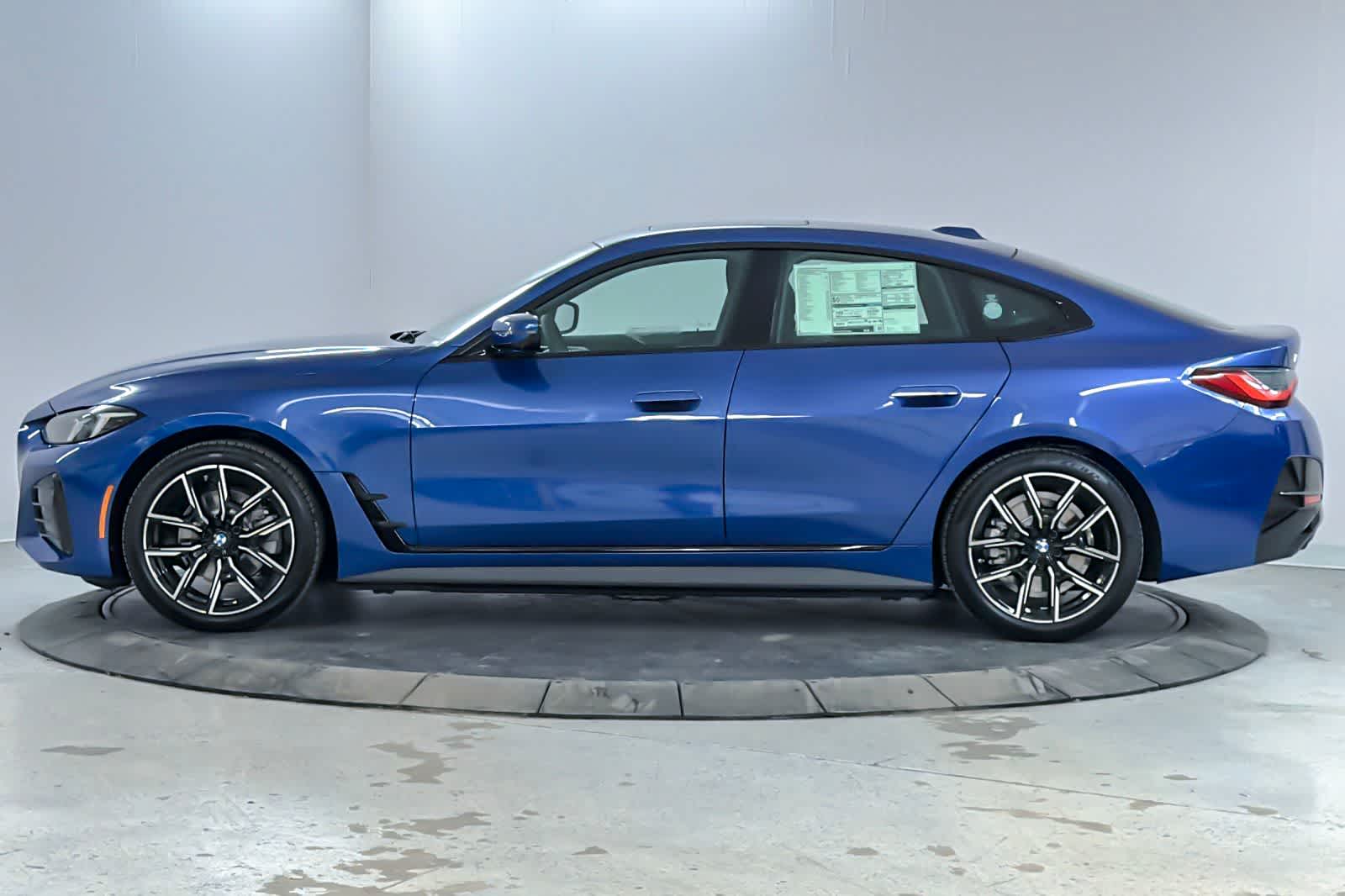 Thumbnail: 2026 BMW i4 - 5