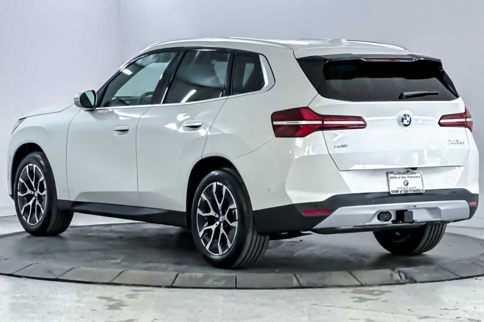 Thumbnail: 2026 BMW X3 - 6