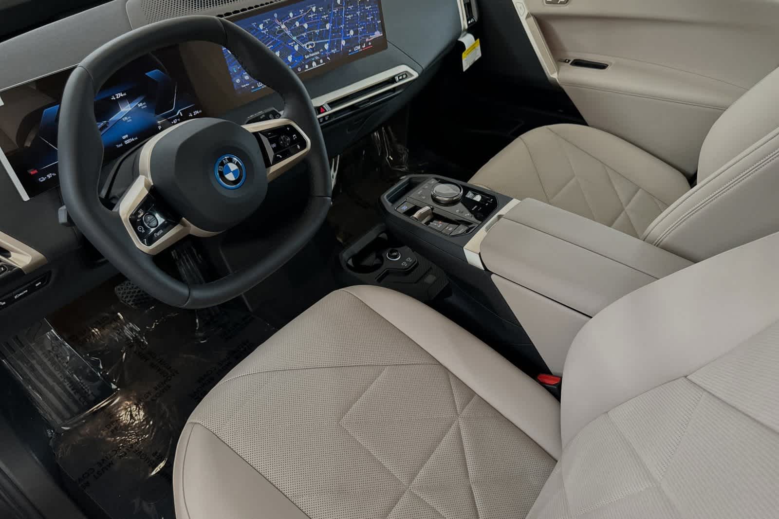 2025 BMW iX xDrive50 11