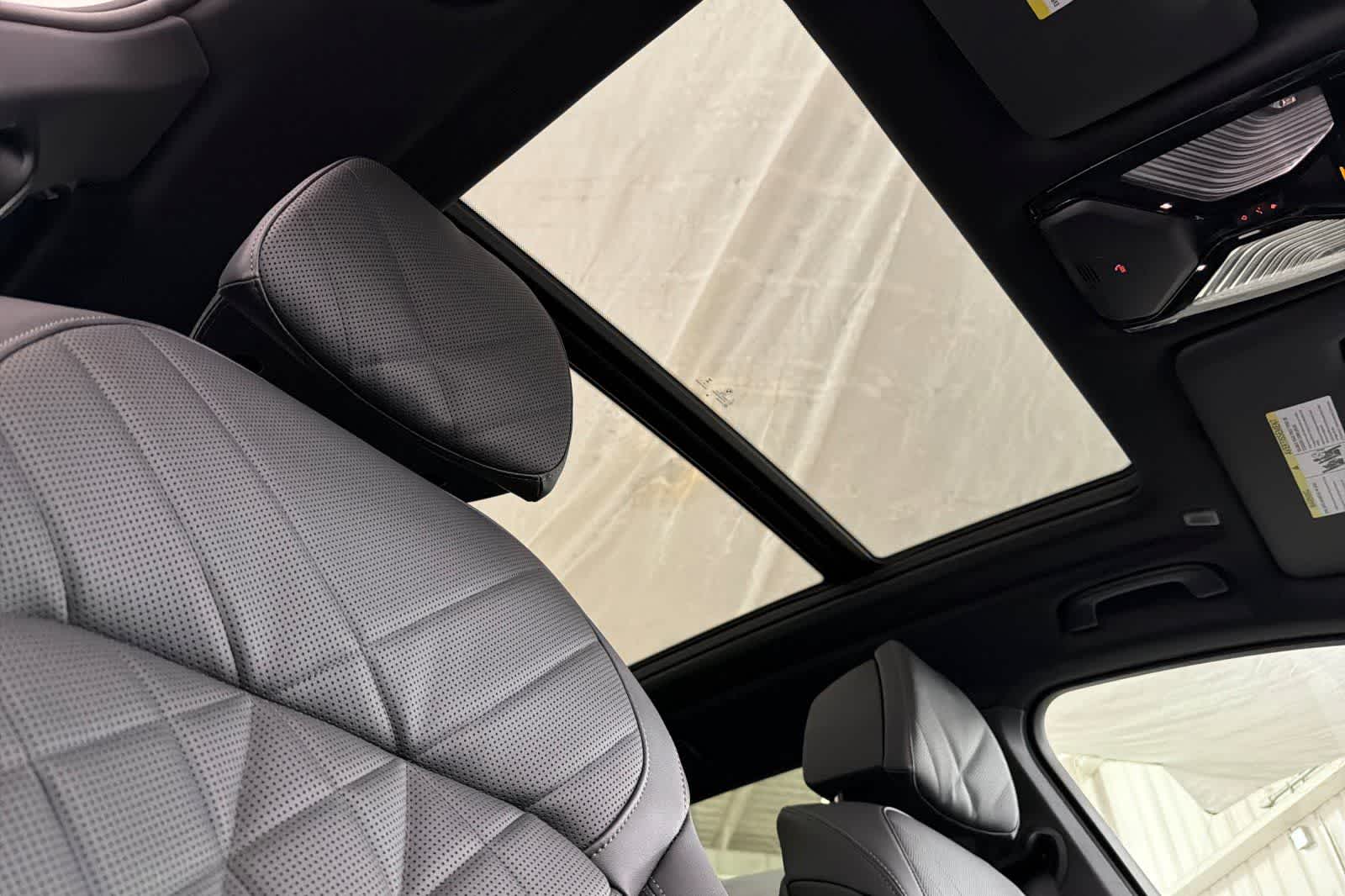 Thumbnail: 2026 BMW X5 - 17