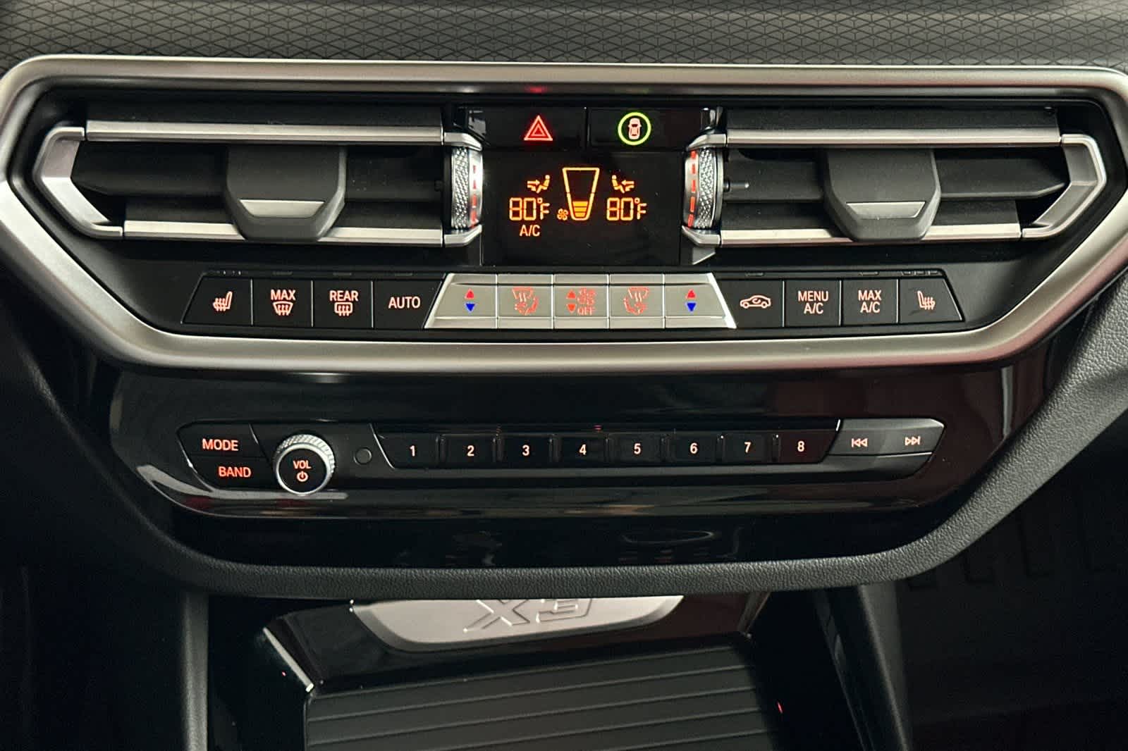 Thumbnail: 2023 BMW X3 - 21