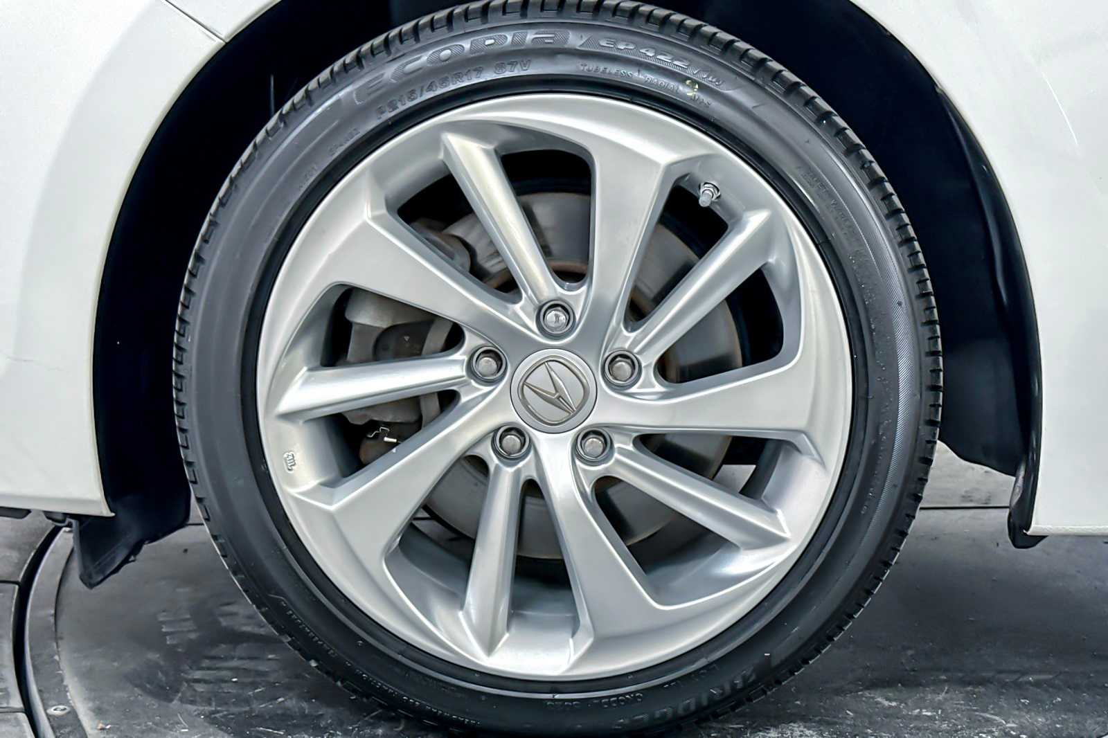 Thumbnail: 2016 Acura ILX - 25