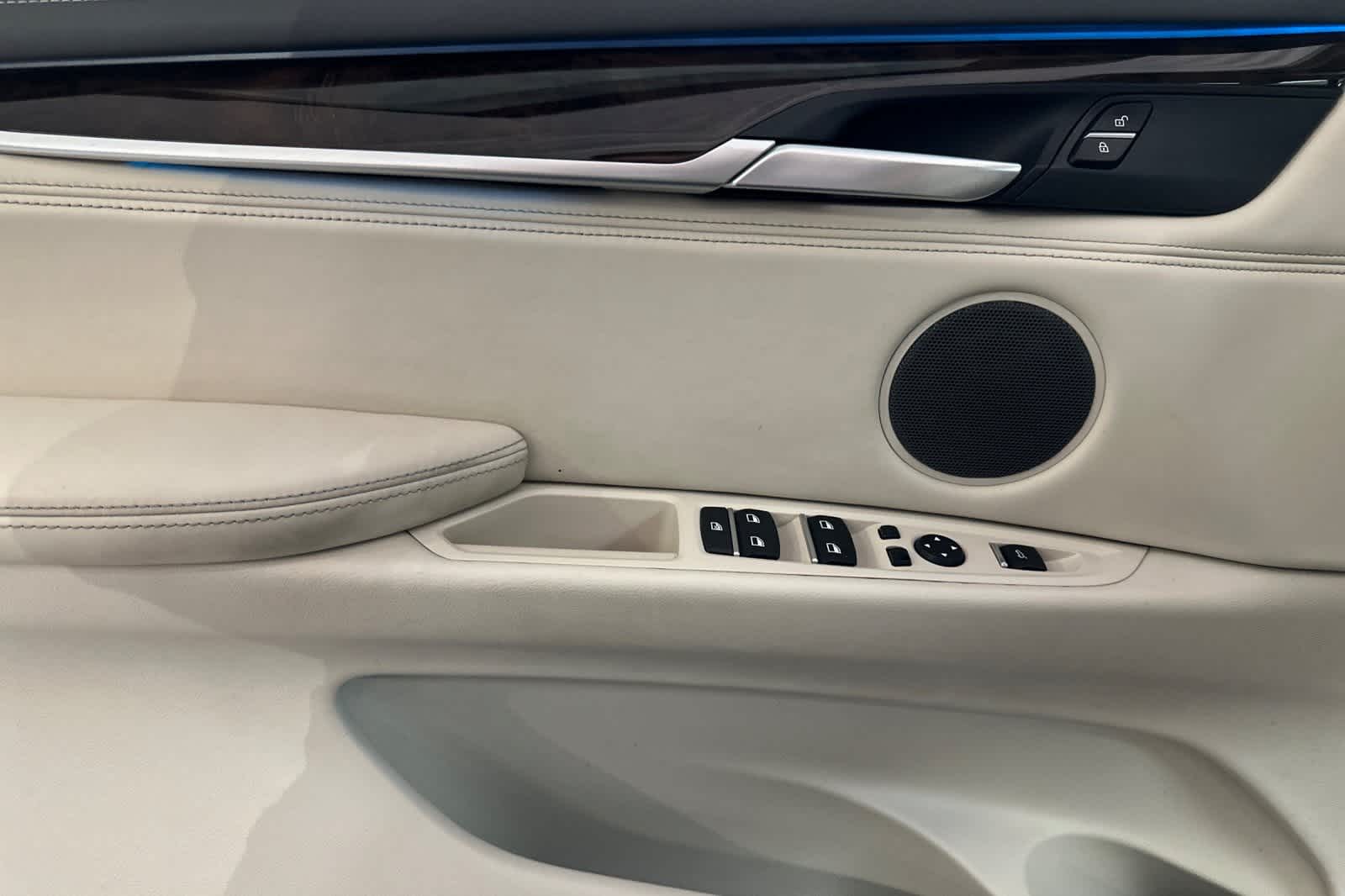 Thumbnail: 2015 BMW X5 - 12