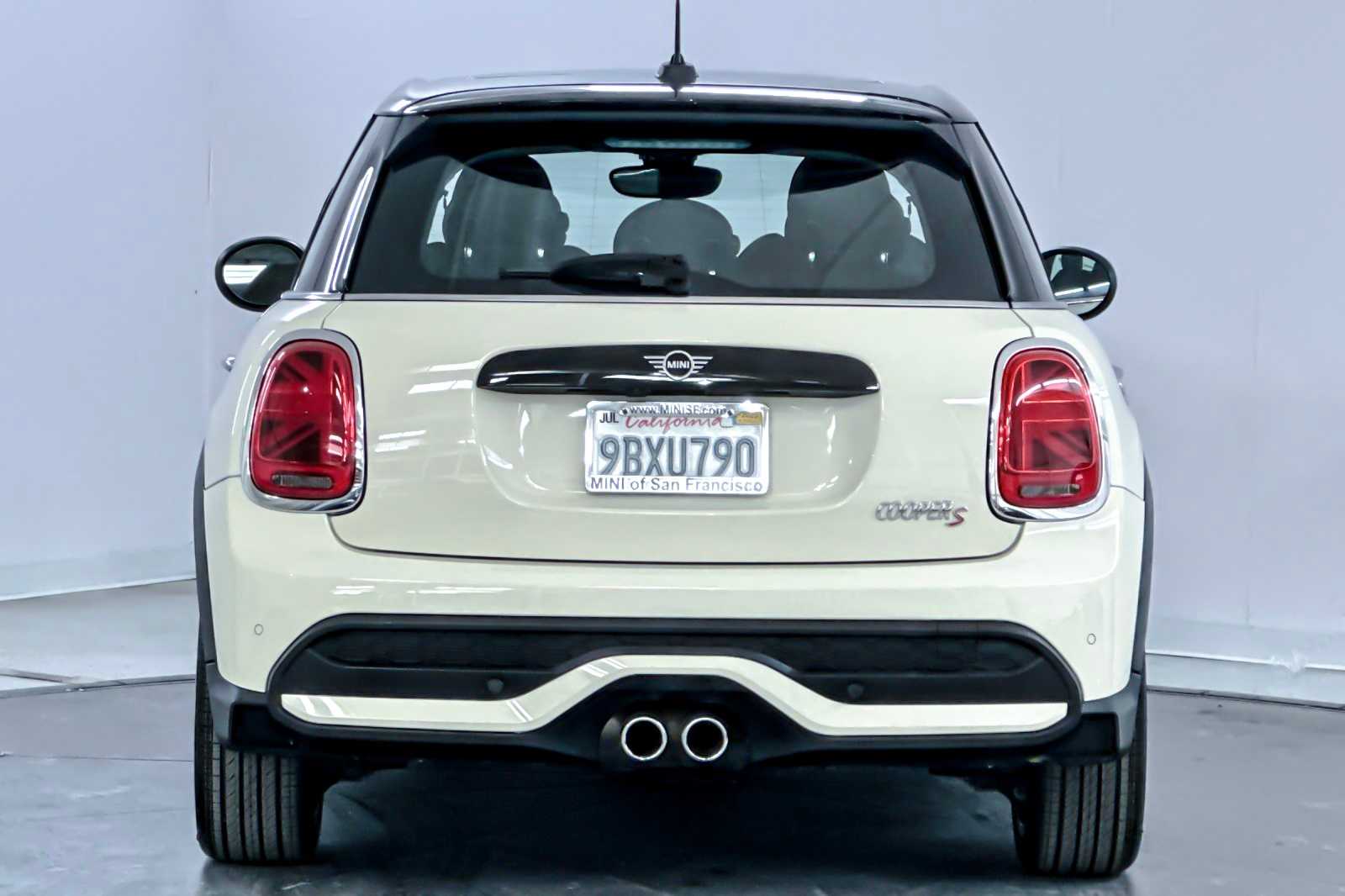 Thumbnail: 2023 MINI Cooper Hardtop - 7