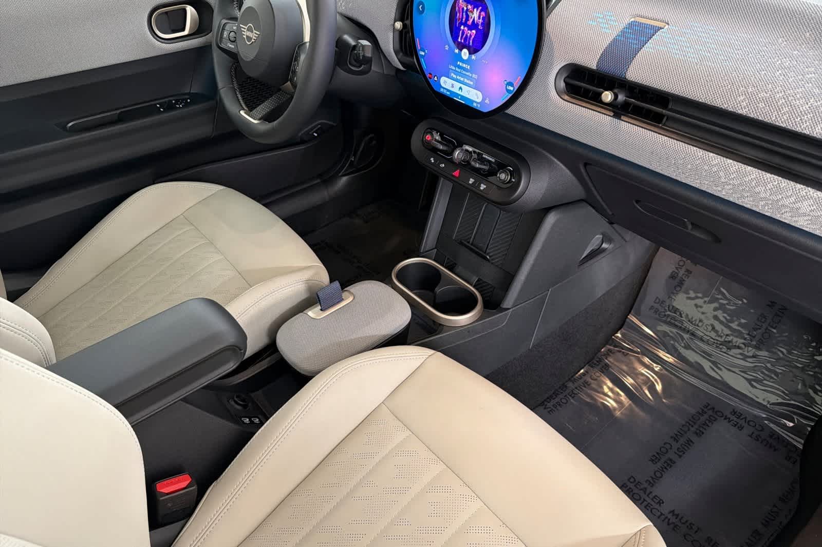 Thumbnail: 2025 MINI Cooper Hardtop - 16