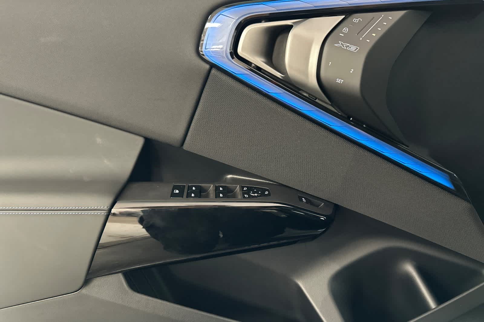 Thumbnail: 2026 BMW X3 - 12