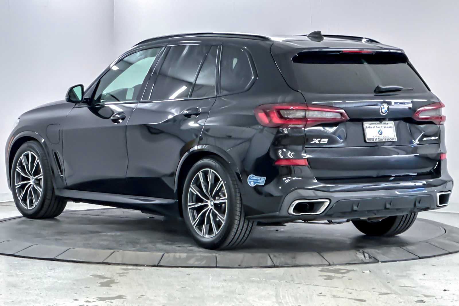 Thumbnail: 2021 BMW X5 - 6