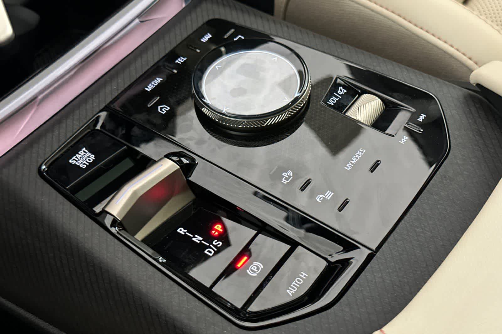 Thumbnail: 2025 BMW X3 - 22