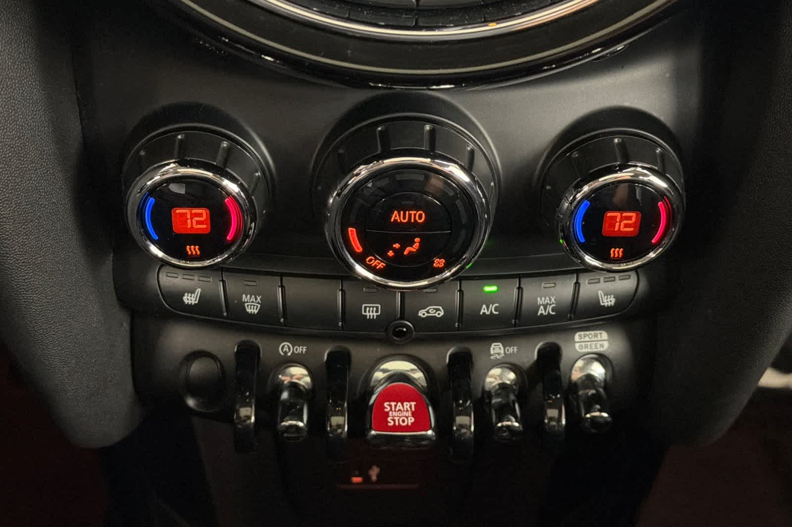 Thumbnail: 2021 MINI Cooper Hardtop - 21