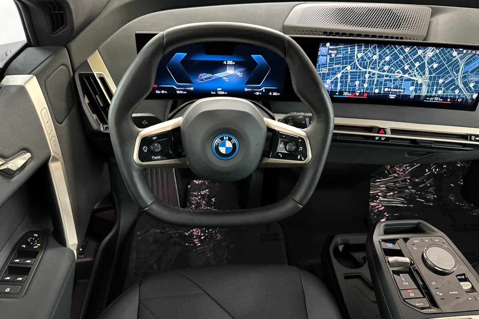 Thumbnail: 2023 BMW iX - 14