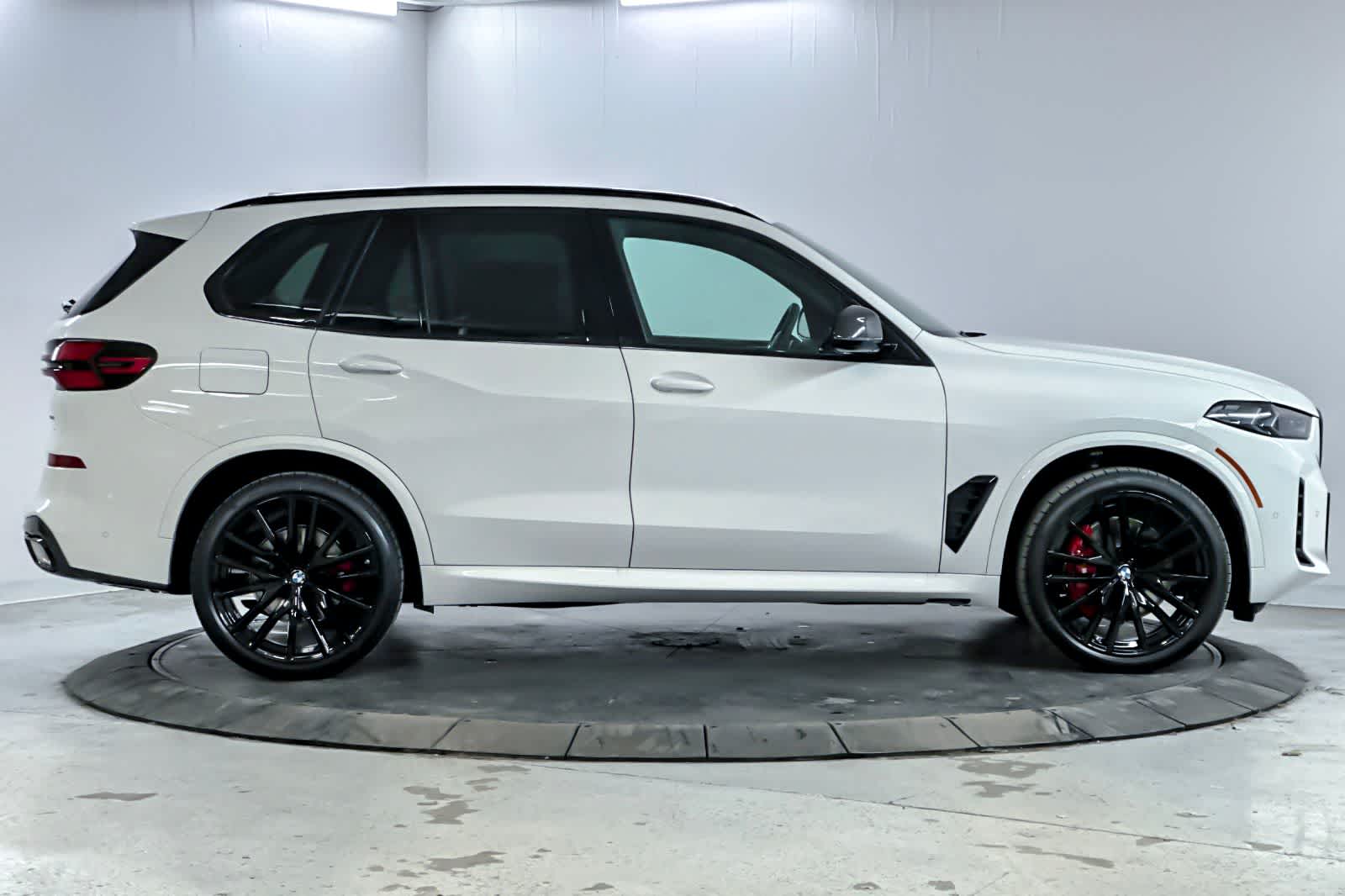 Thumbnail: 2026 BMW X5 - 8