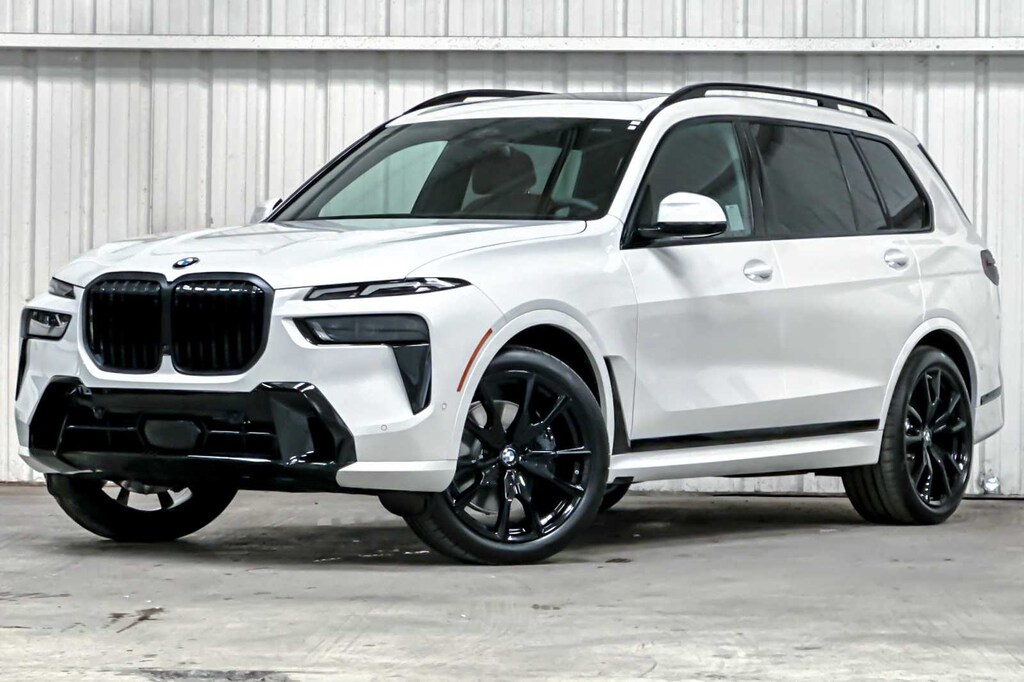 New 2026 BMW X7 xDrive40i SUV
