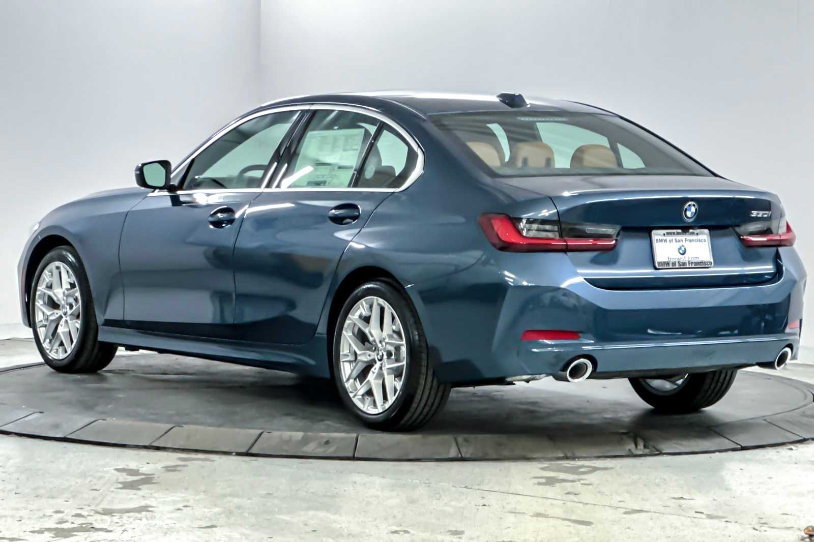 Thumbnail: 2026 BMW 3 Series - 6