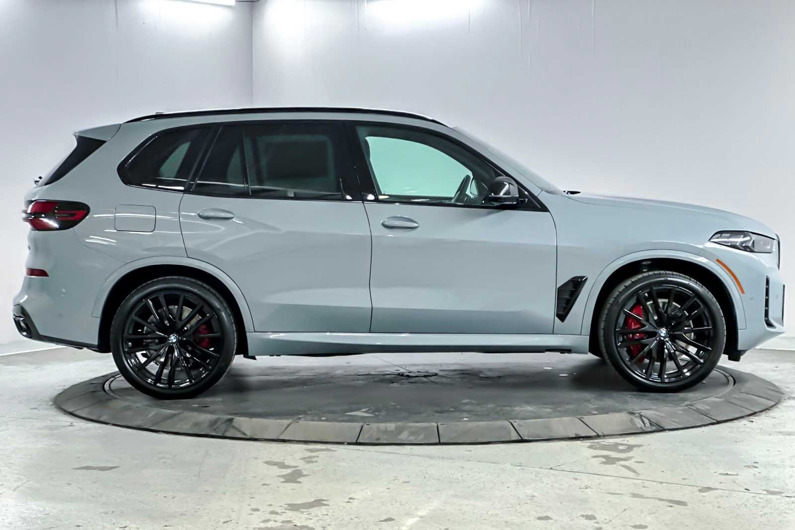 Thumbnail: 2026 BMW X5 - 8