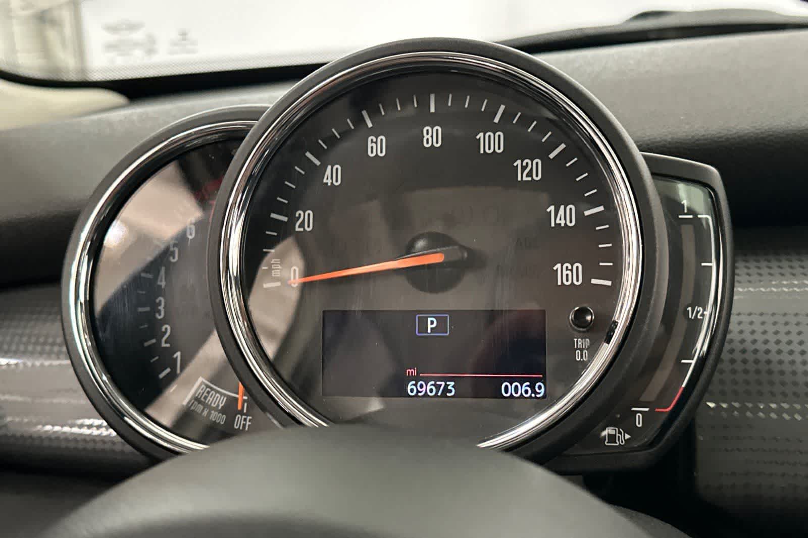 Thumbnail: 2019 MINI Cooper Hardtop - 24