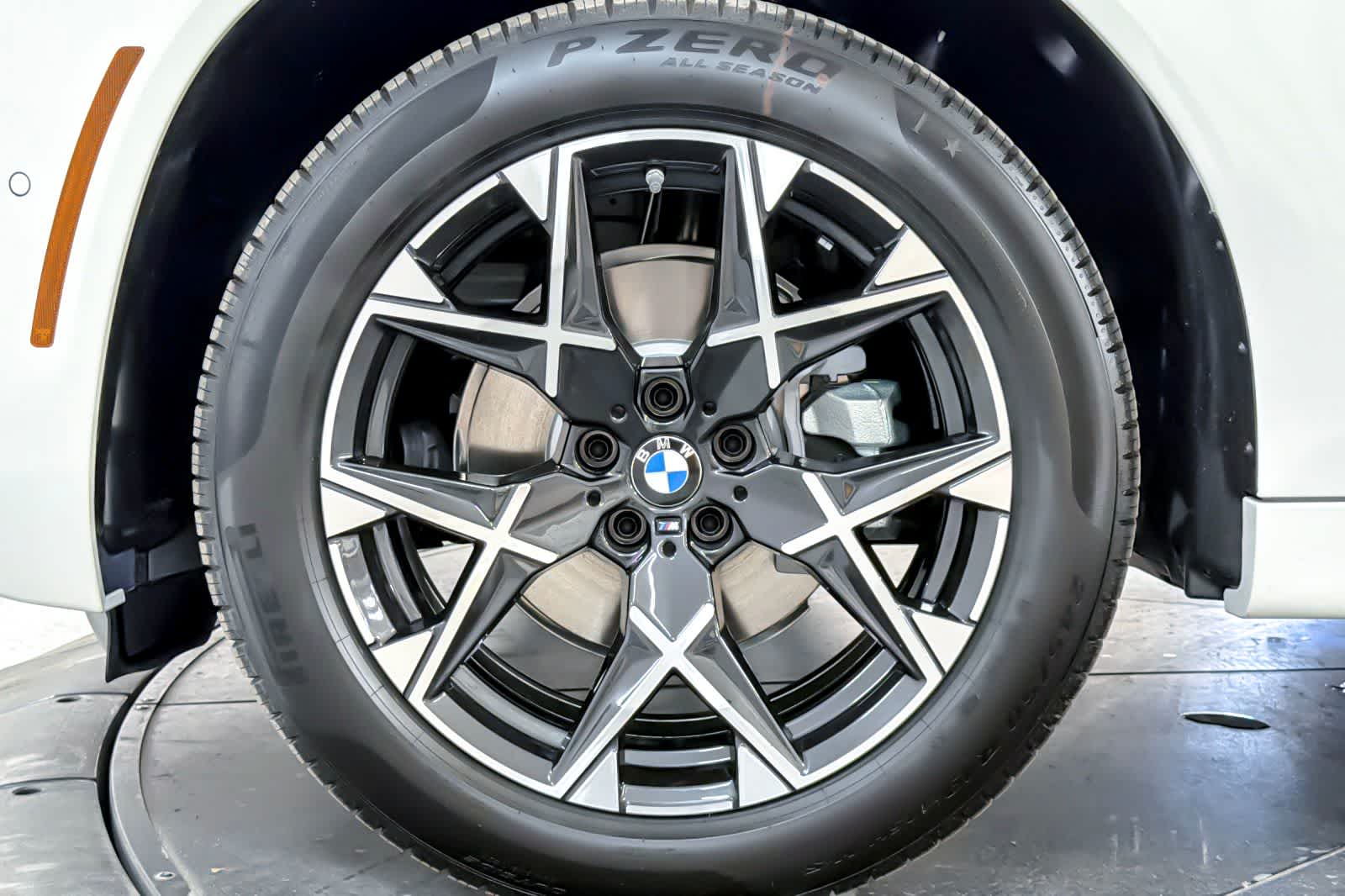 Thumbnail: 2026 BMW X3 - 25