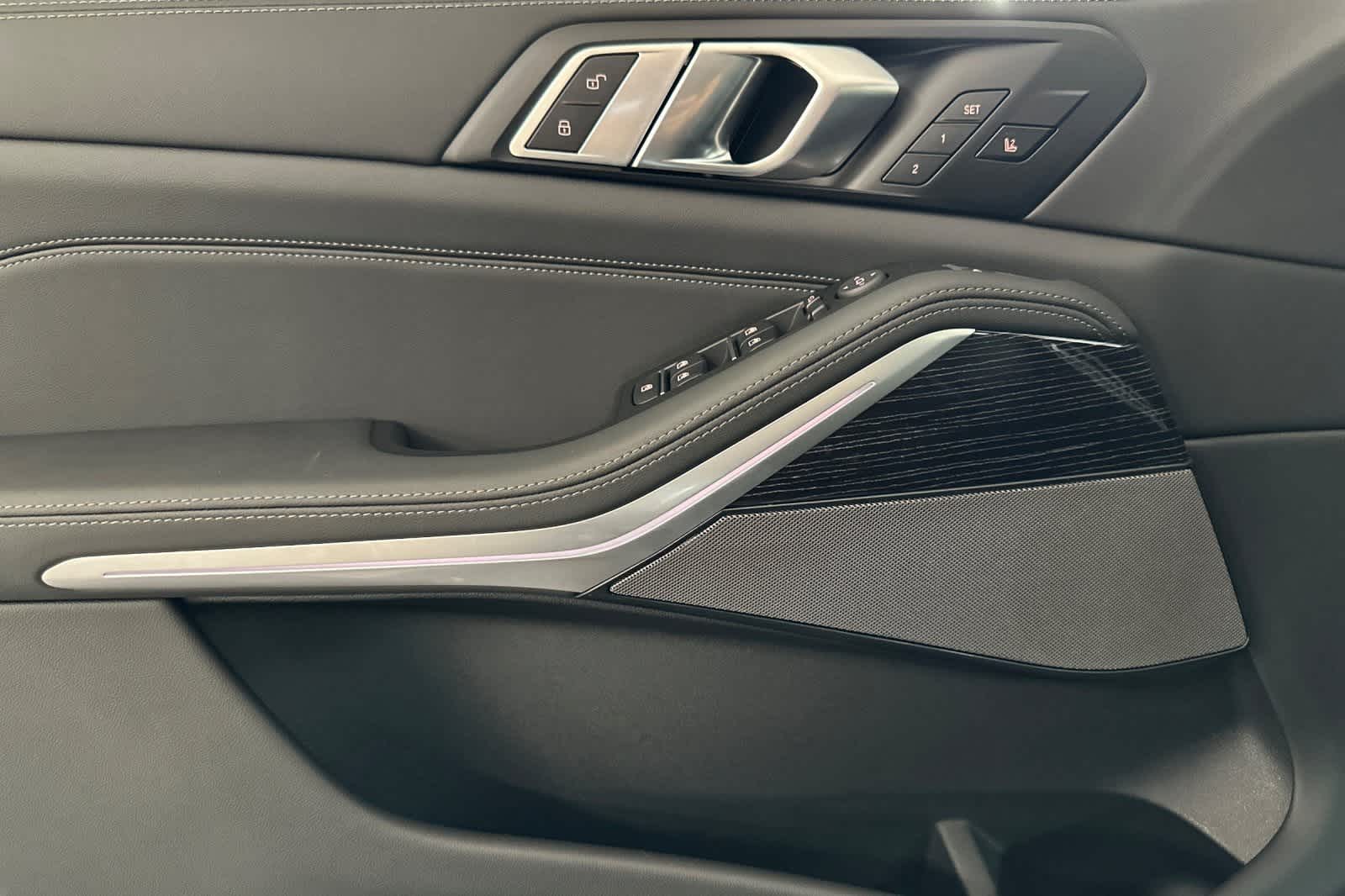 Thumbnail: 2026 BMW X5 - 12