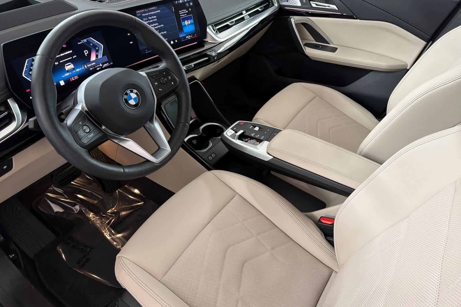 Thumbnail: 2025 BMW X1 - 11