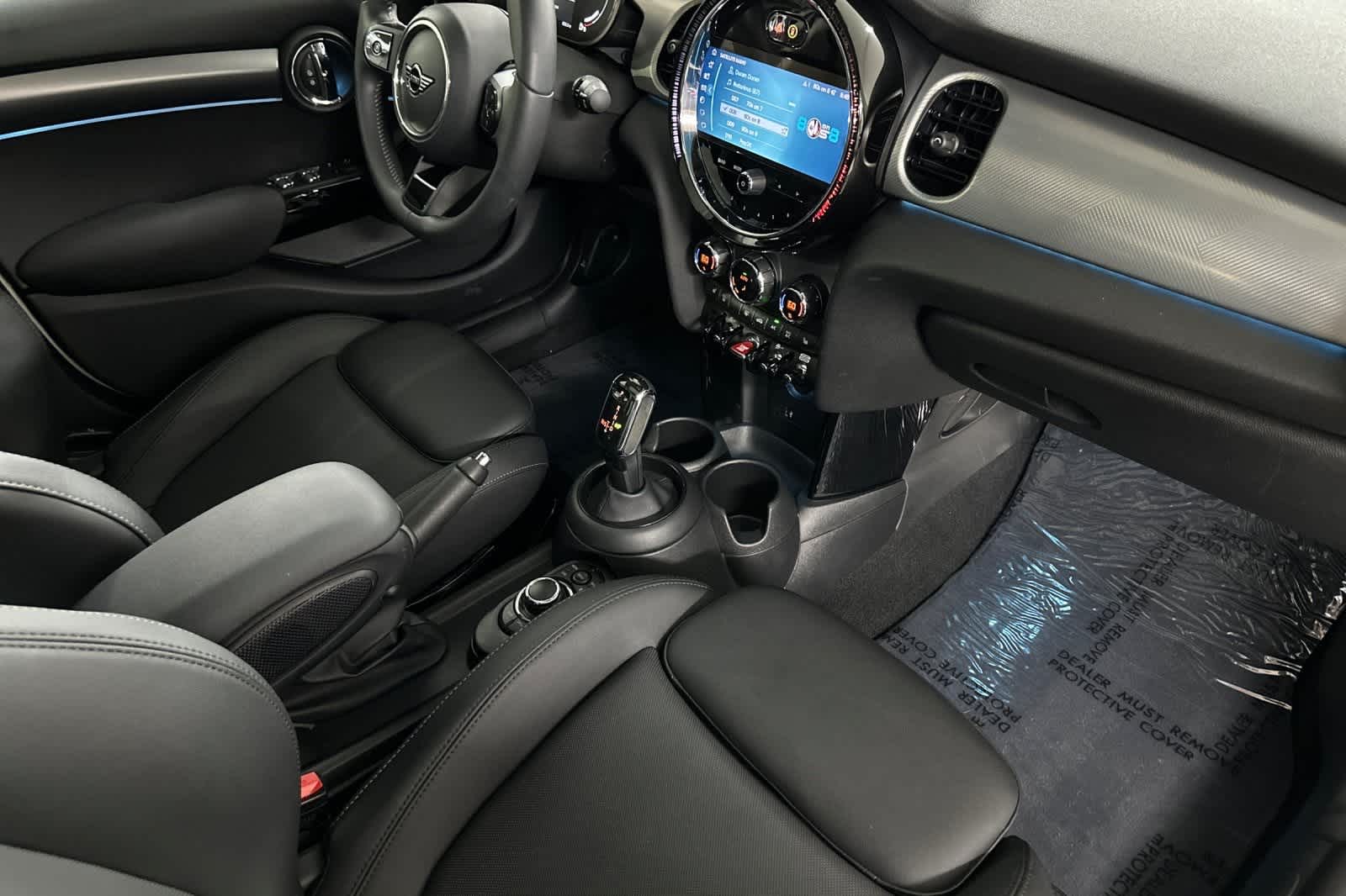 Thumbnail: 2023 MINI Cooper Hardtop - 16