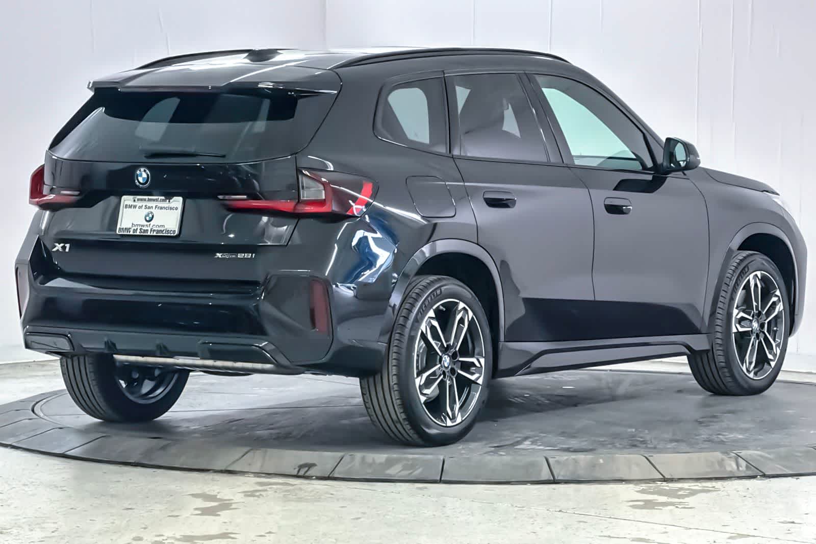 Thumbnail: 2026 BMW X1 - 2