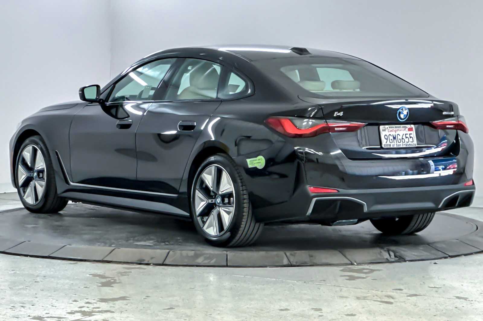 Thumbnail: 2023 BMW i4 - 6