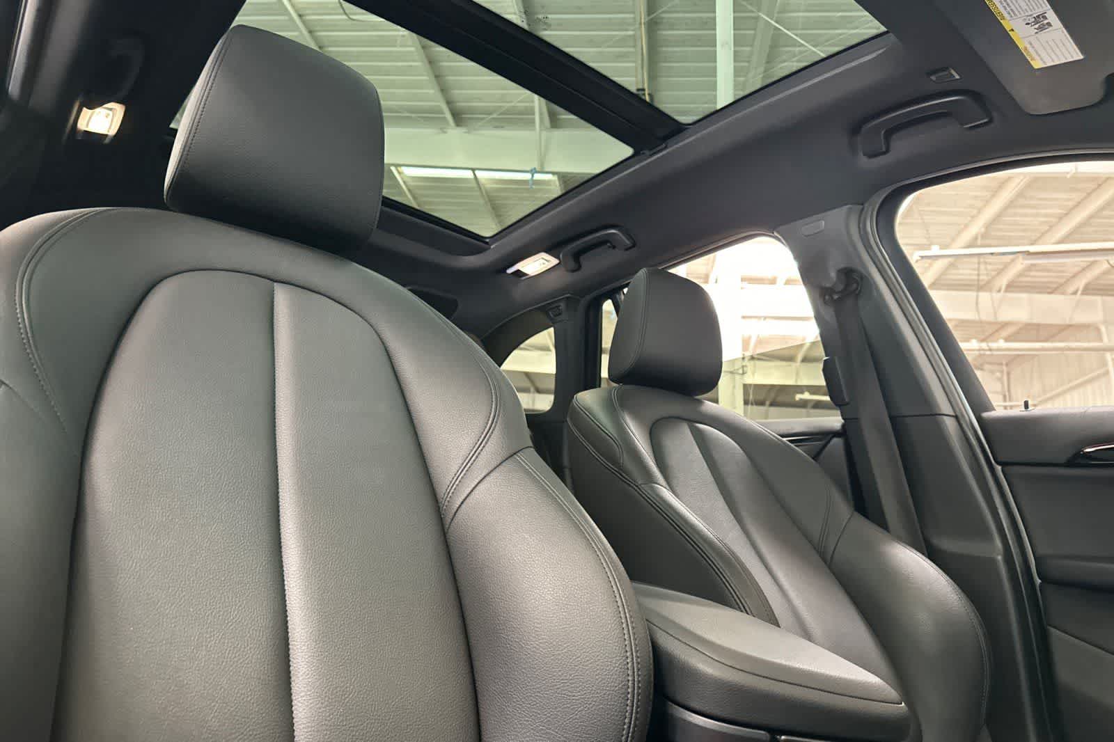 Thumbnail: 2018 BMW X1 - 17