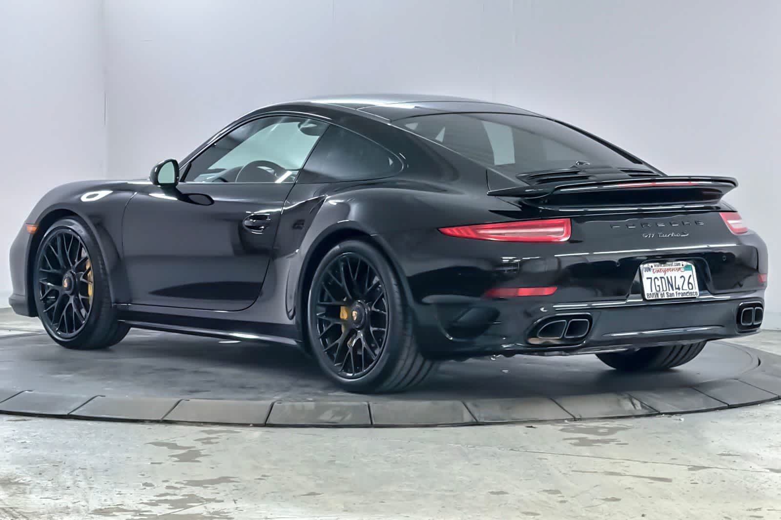 Thumbnail: 2014 Porsche 911 - 6