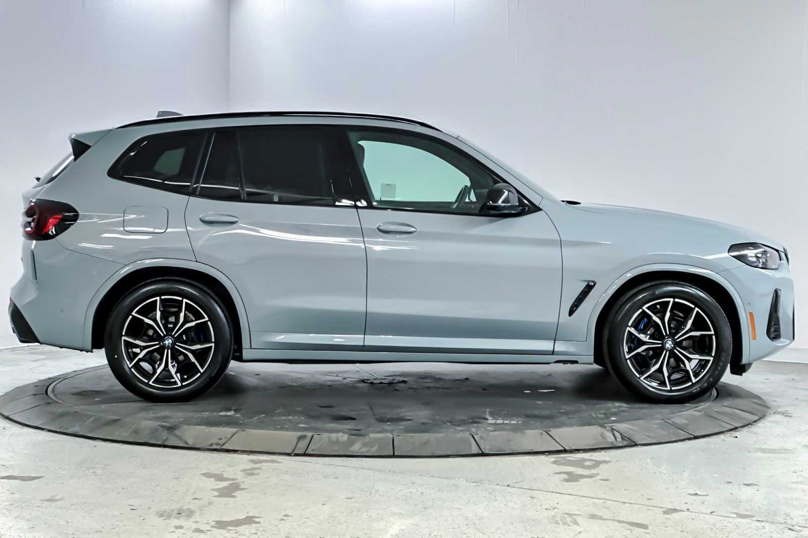 Thumbnail: 2024 BMW X3 - 8