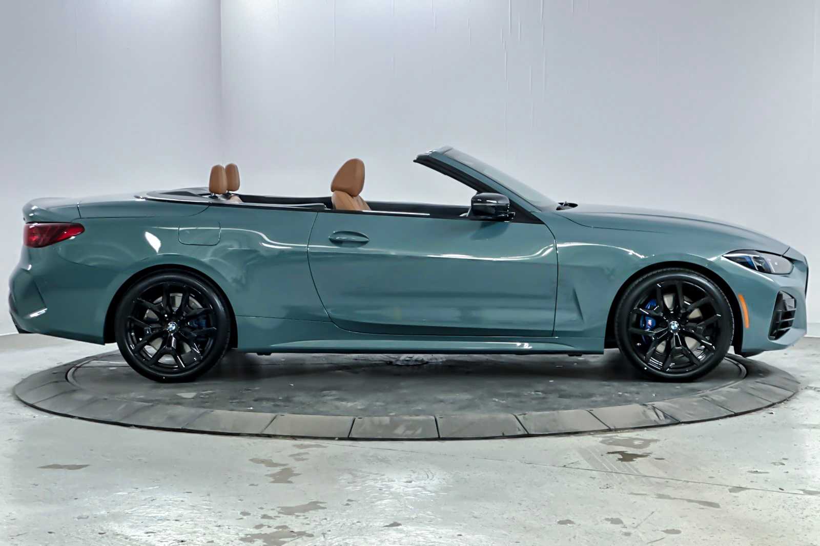 Thumbnail: 2026 BMW 4 Series - 8